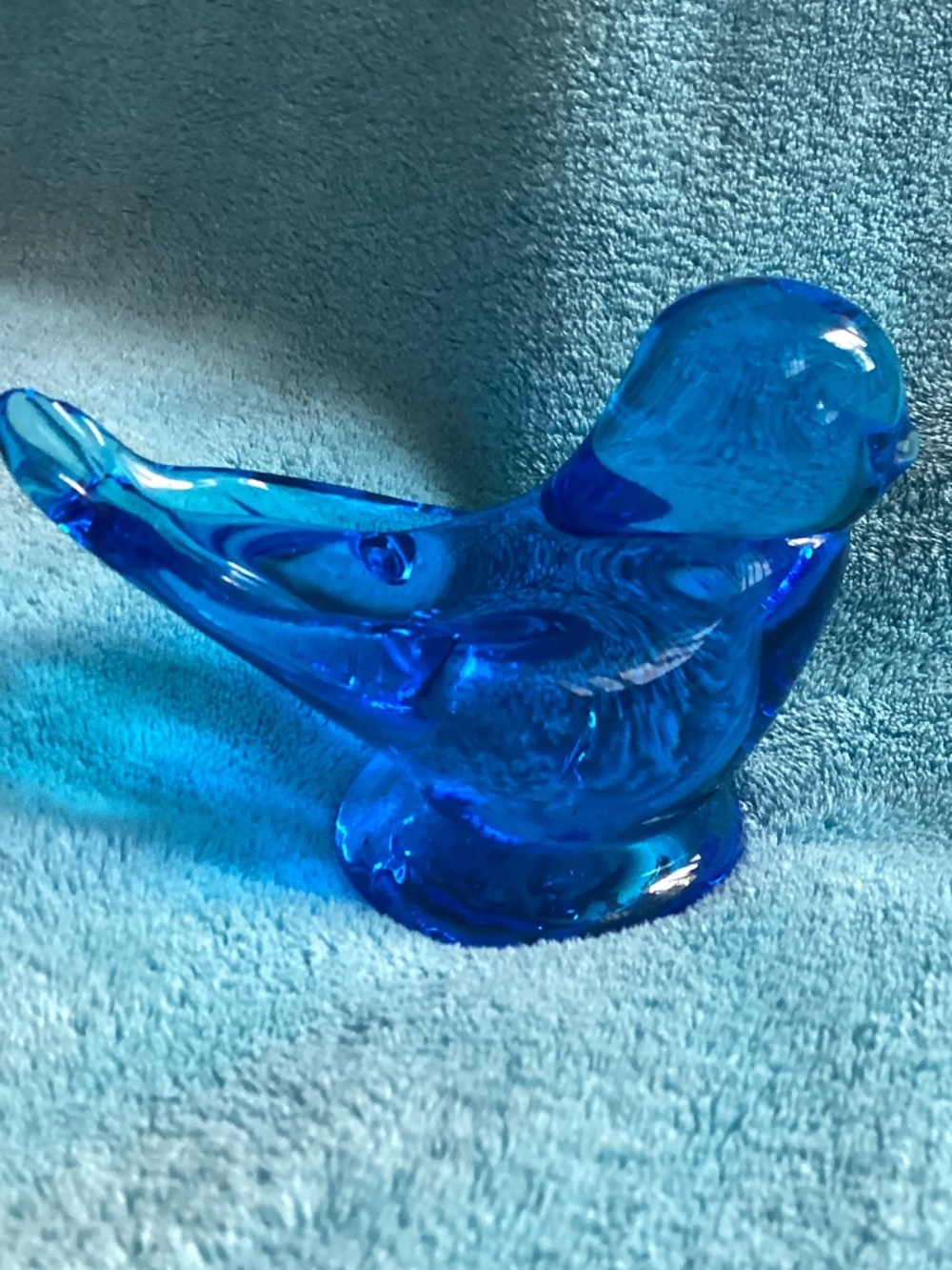ART GLASS BLUE BIRD OF HAPPINESS SIGNED LEO WARD